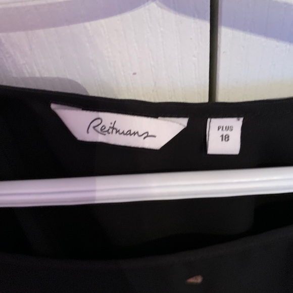 Blouse - Picture 2 of 2